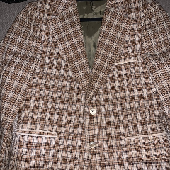 Coat - Picture 3 of 5